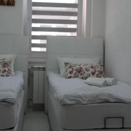 Red Apartment *